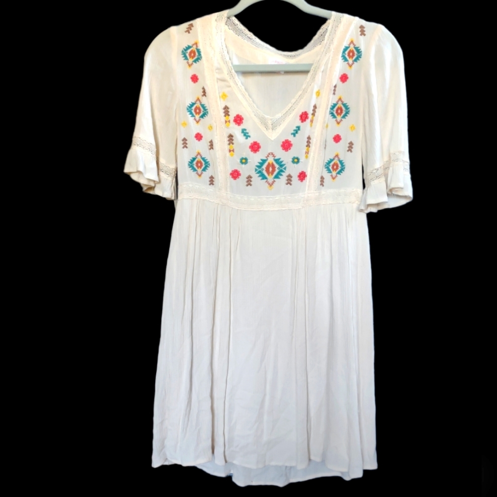 Festival Dress Xhilaration Sz XS Short Sleeve Ivory‎ Embroidered Boho Dress Mini